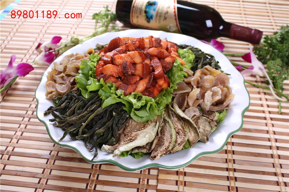 红烧肉炖三干